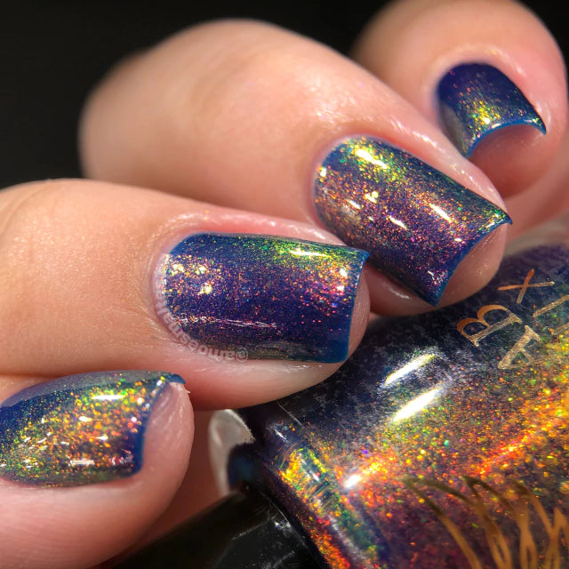 Phoenix- She's EVERYTHING- He's Unique