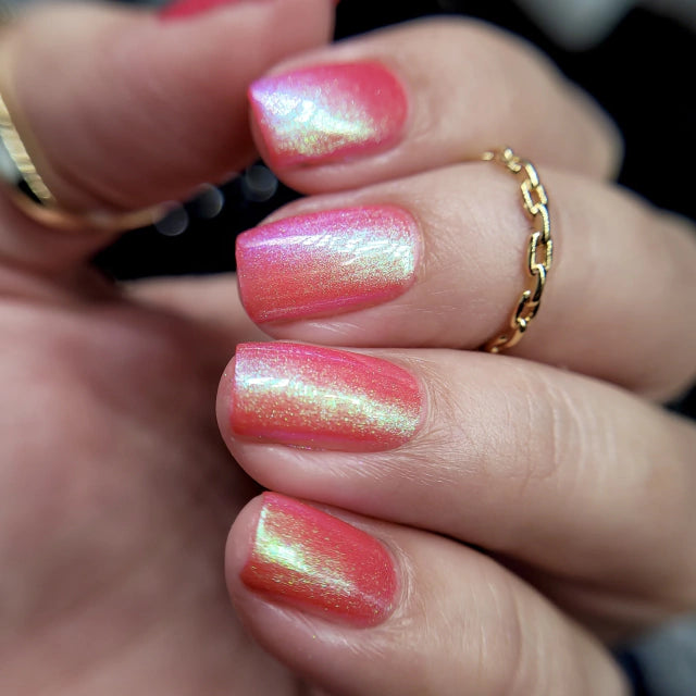 Phoenix- She's EVERYTHING- She Has a Pulitzer