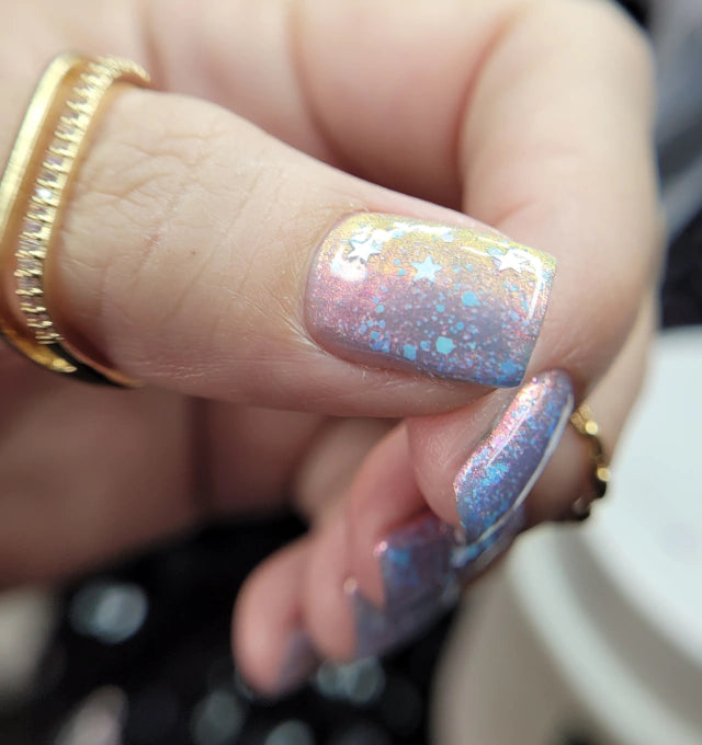 Phoenix- She's EVERYTHING- He's Just the Boyfriend