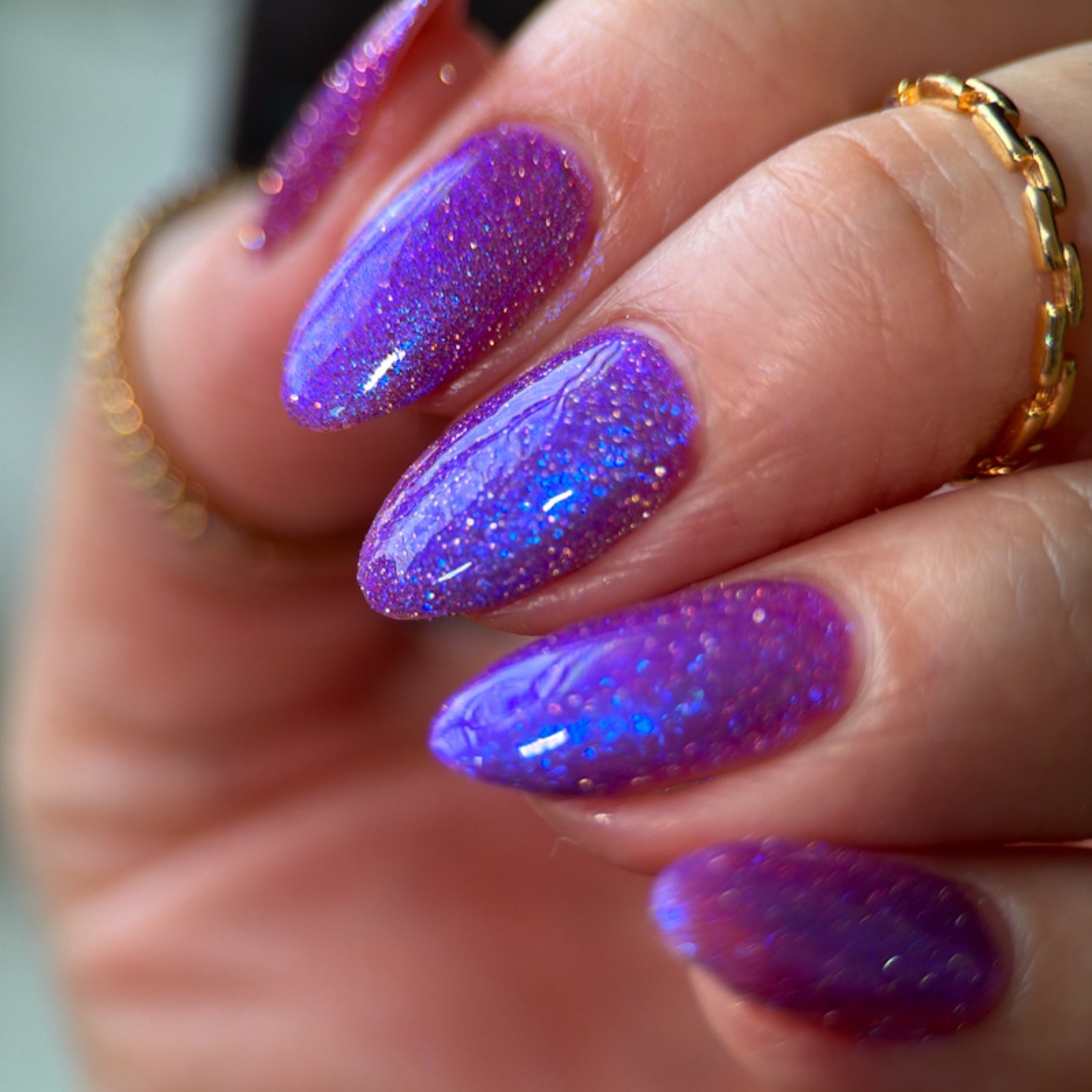 Phoenix- Upside Down 2- Suzie, Do You Copy?