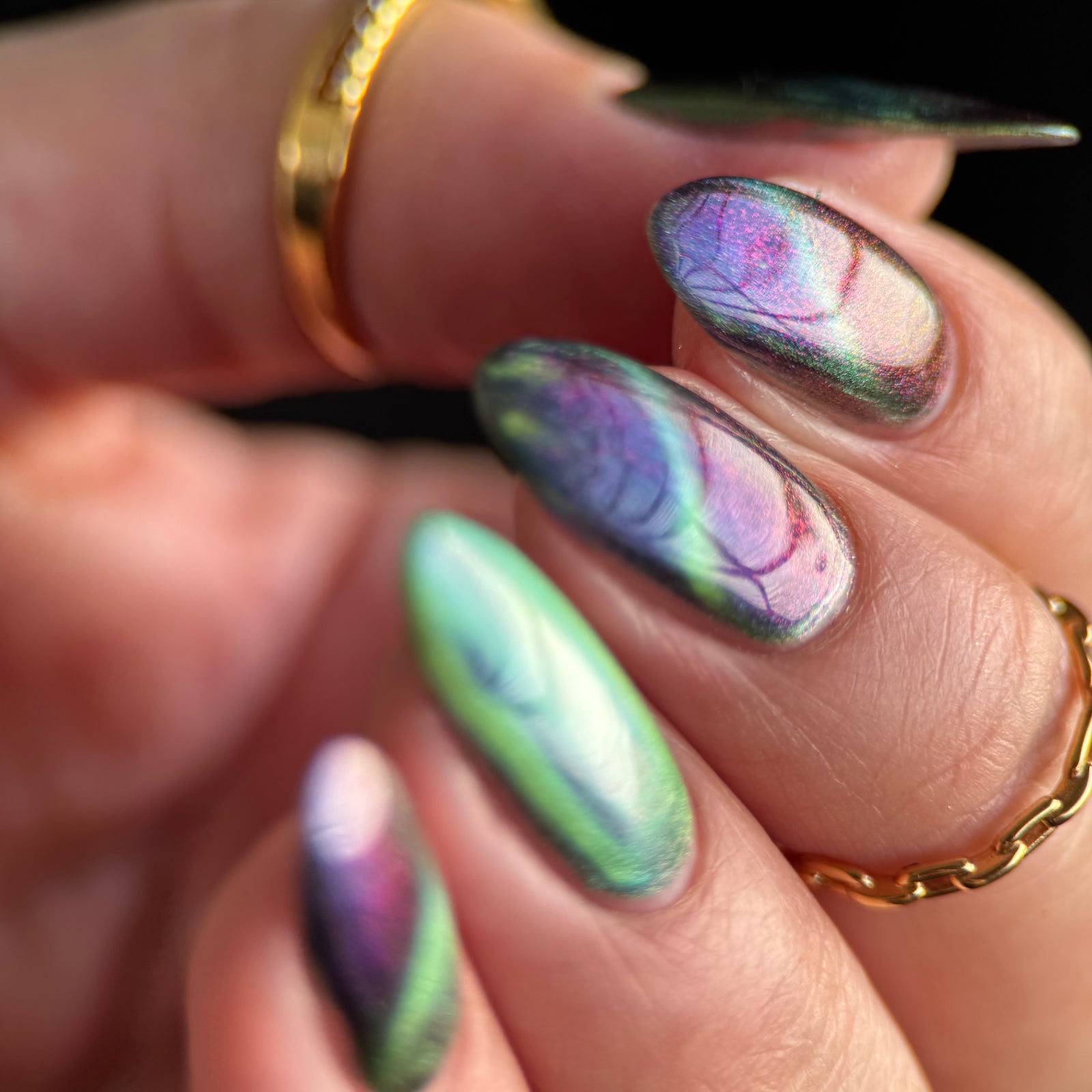 Phoenix- Light & Shadow- Throne of Shadow