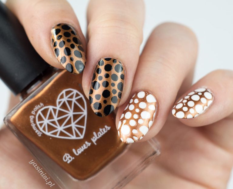 B. loves plates- Stamping Polish- BLP08 B. a Gingerbread Man