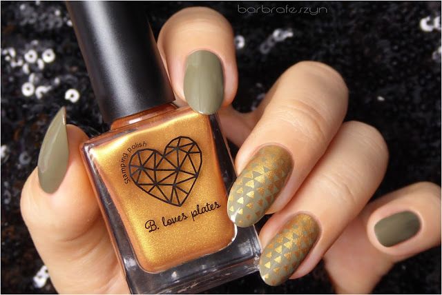 B. loves plates- Stamping Polish- BLP05 B. a Royal Gold