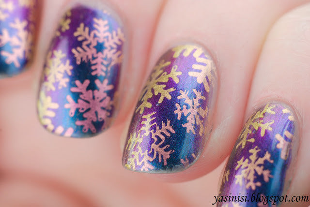 B. loves plates- Stamping Plates- B.05 let it snow