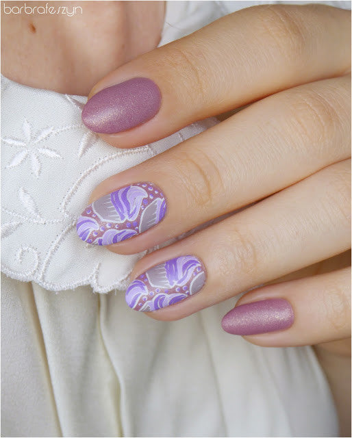 B. loves plates- Stamping Plates- B.00 rainbows and unicorns