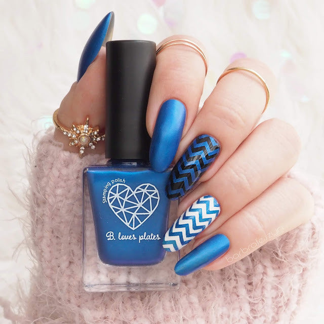 B. loves plates- Stamping Polish- BLP28 B. a Holy Night