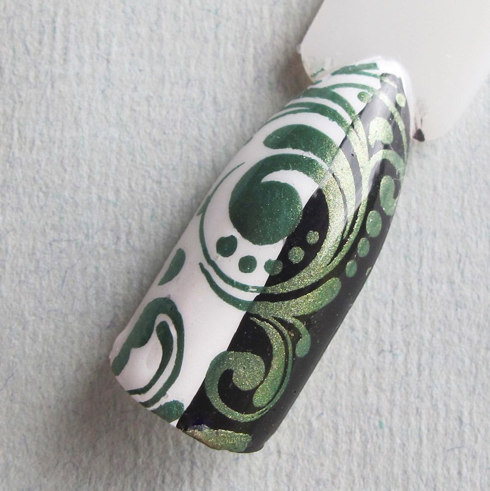 Hit the Bottle "It Mossed Be Love" Stamping Polish