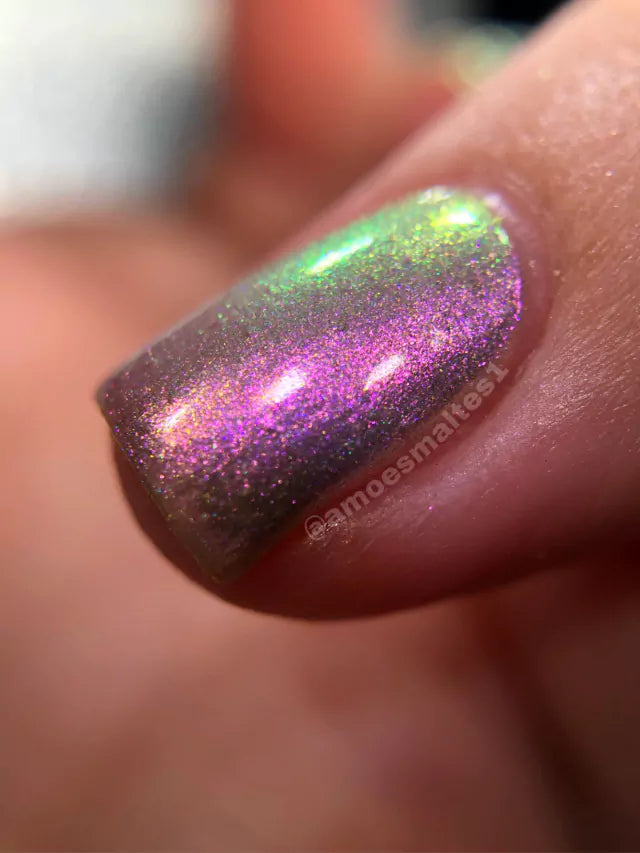 By Vanessa Molina- Once Upon a Xmas- Xmas Mistletoe