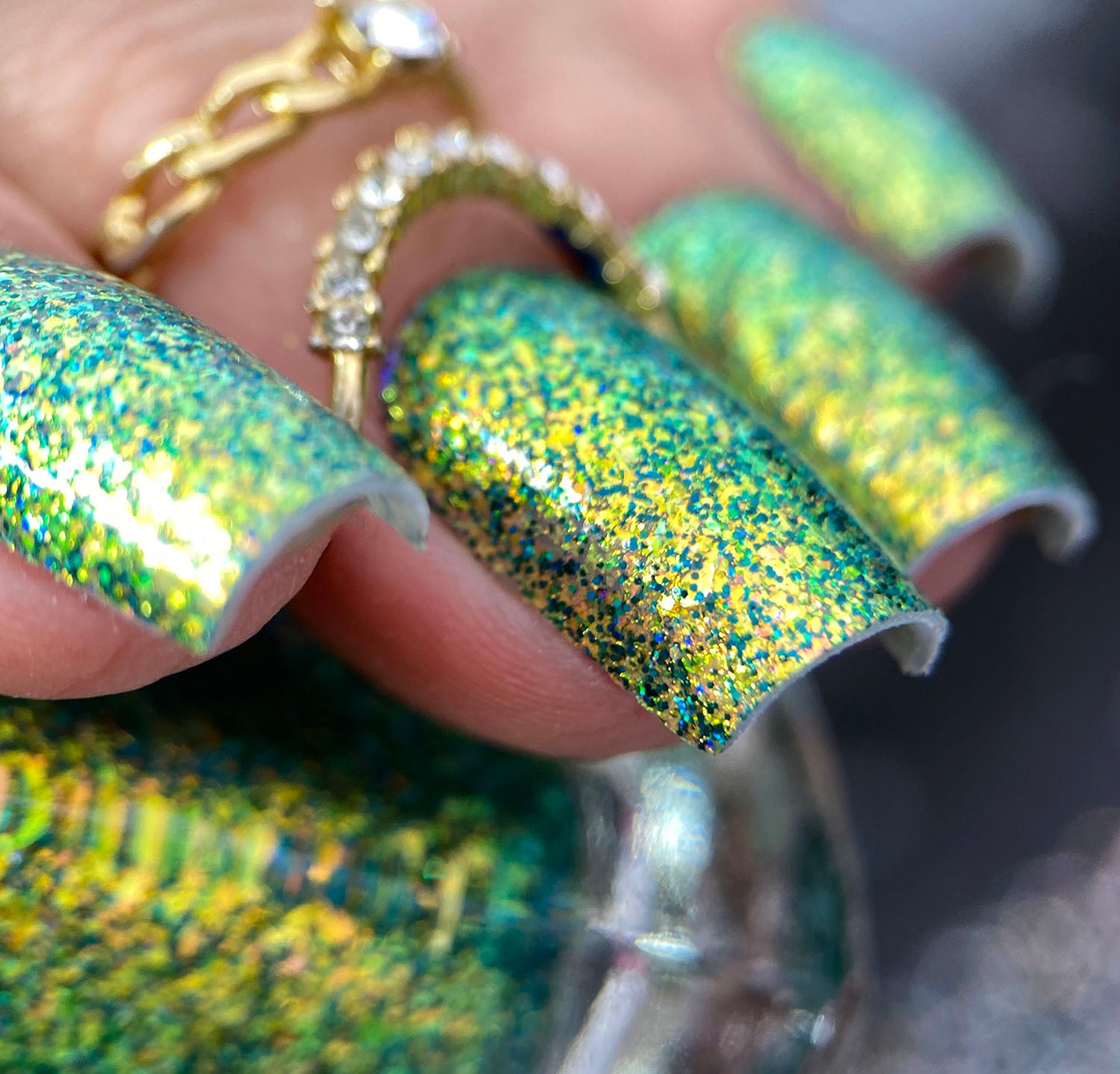 Phoenix- Natural Beauties- Esmeralda