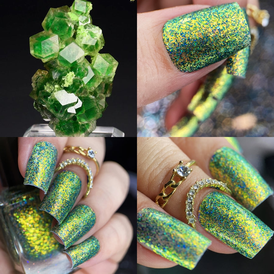 Phoenix- Natural Beauties- Esmeralda