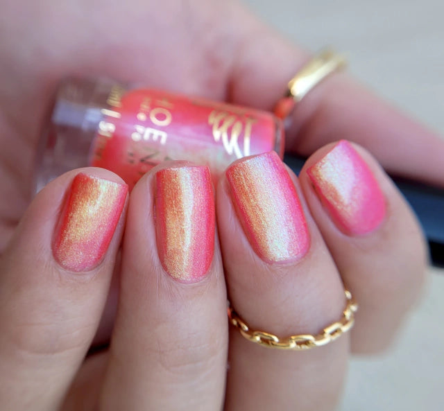 Phoenix- She&#39;s EVERYTHING- She Has a Pulitzer