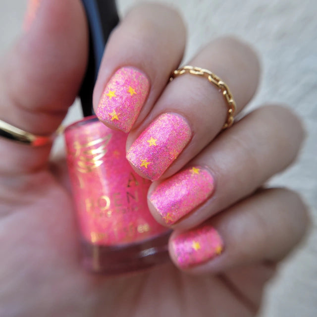 Phoenix- She&#39;s EVERYTHING- She&#39;s Always in the Splits