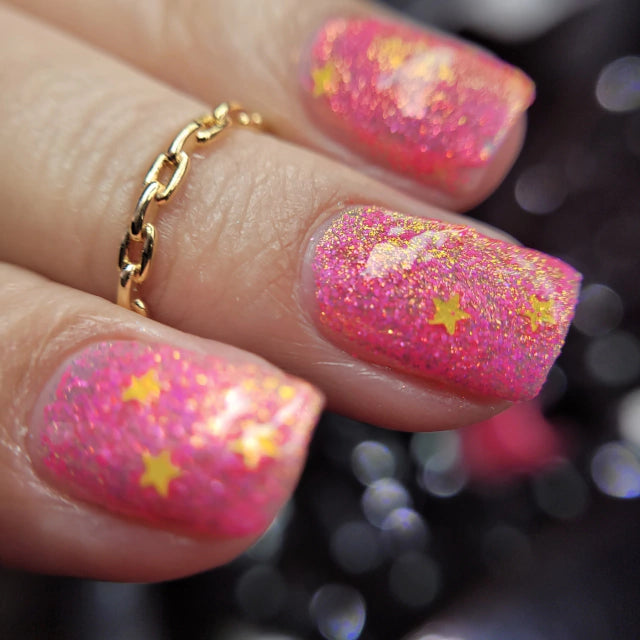 Phoenix- She&#39;s EVERYTHING- She&#39;s Always in the Splits