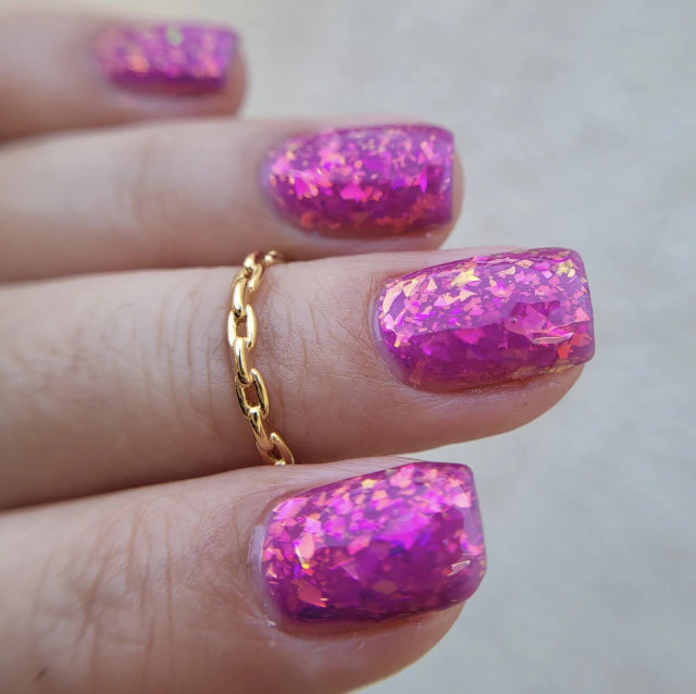 Phoenix- She&#39;s EVERYTHING- She&#39;s a Celebrated Author