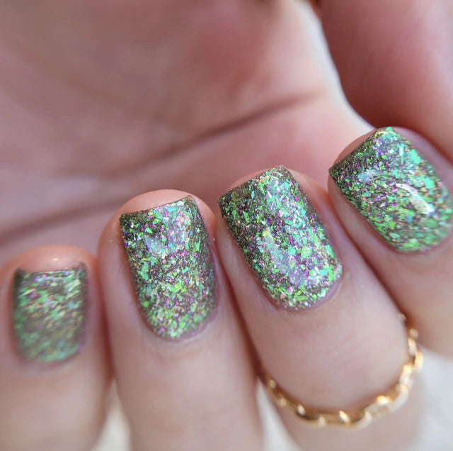 Phoenix- She&#39;s EVERYTHING- She&#39;s the World Destroyer