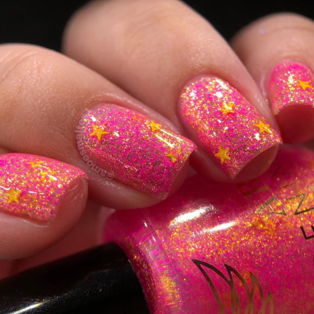 Phoenix- She&#39;s EVERYTHING- She&#39;s Always in the Splits