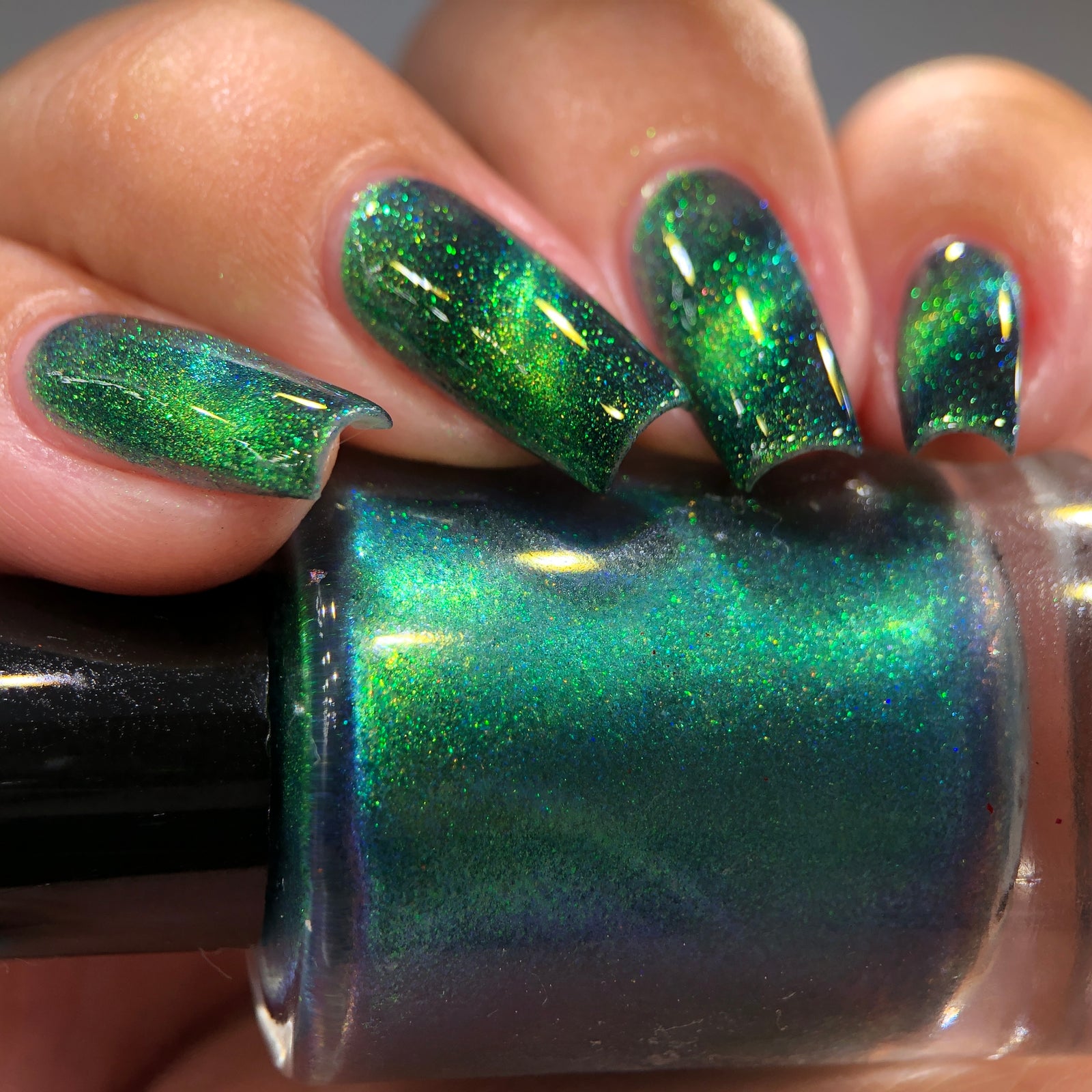 By Vanessa Molina- Mystic Deck- The World