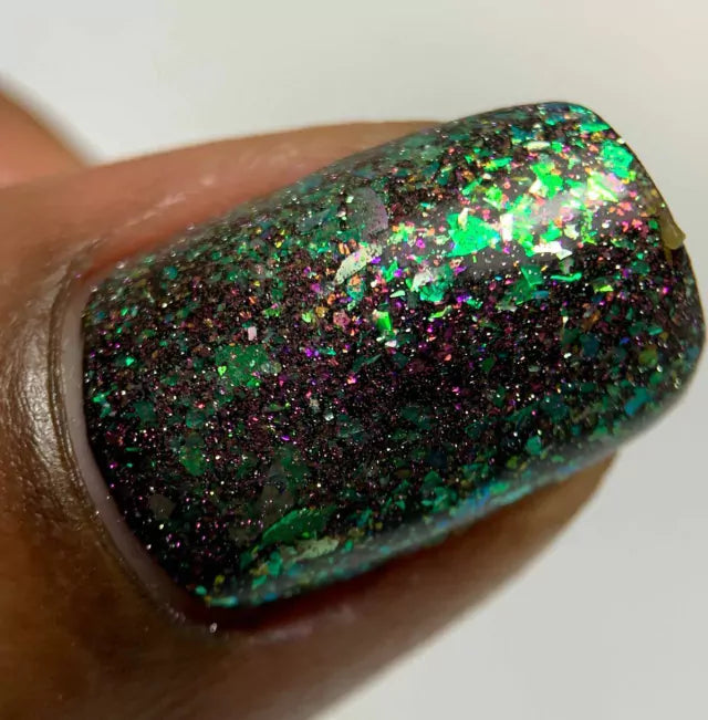 Phoenix- She&#39;s EVERYTHING- She&#39;s the World Destroyer