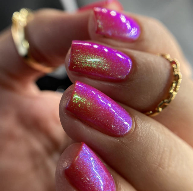 Phoenix- She's EVERYTHING- She Has a Pulitzer