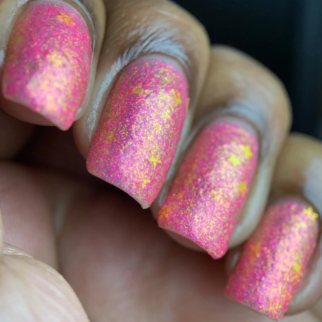 Phoenix- She's EVERYTHING- She's Always in the Splits