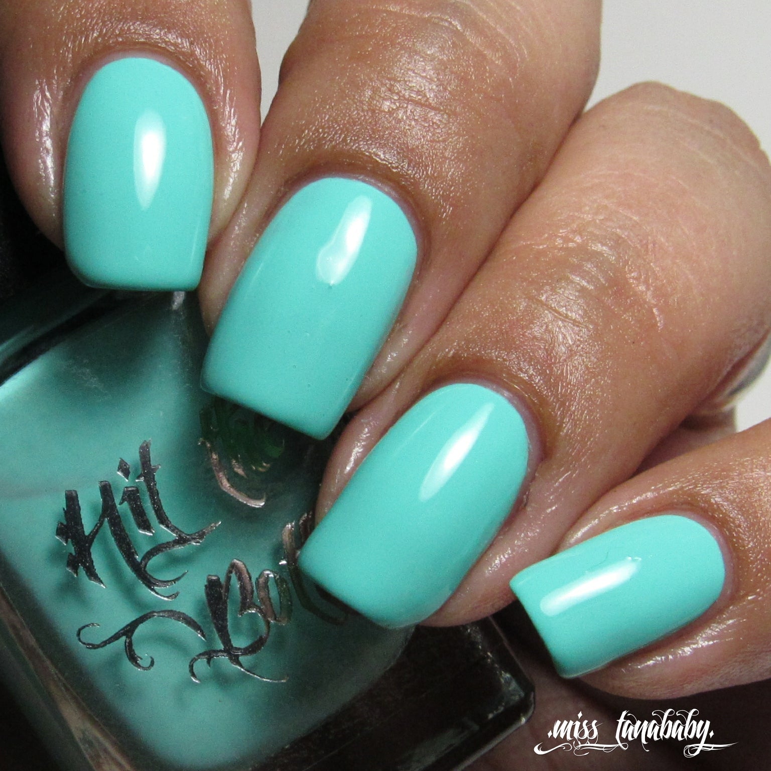 Hit the Bottle- Follow Your Dreams- Tranquil Turquoise