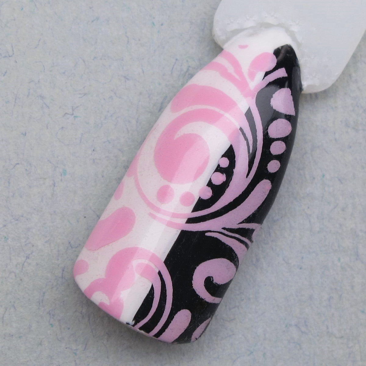 Hit the Bottle &quot;Bubblegum Bliss&quot; Stamping Polish