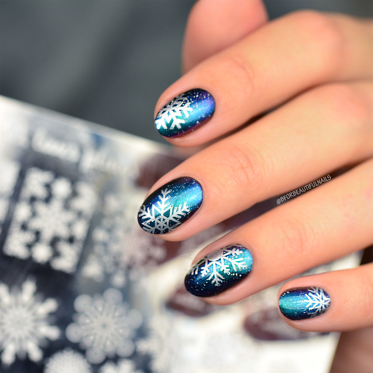 B. loves plates- Stamping Plates- B.05 let it snow