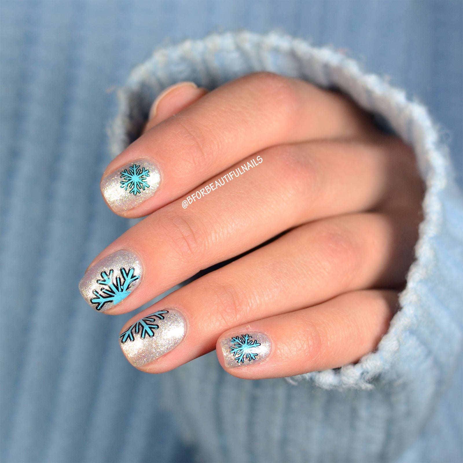 B. loves plates- Stamping Plates- B.05 let it snow