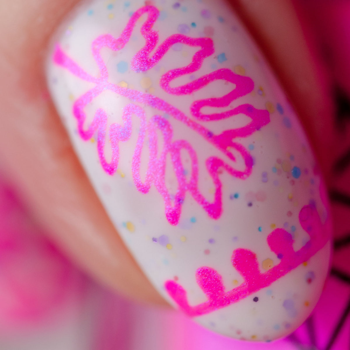 B. loves plates- Stamping Polish- BLP18 B. Strong