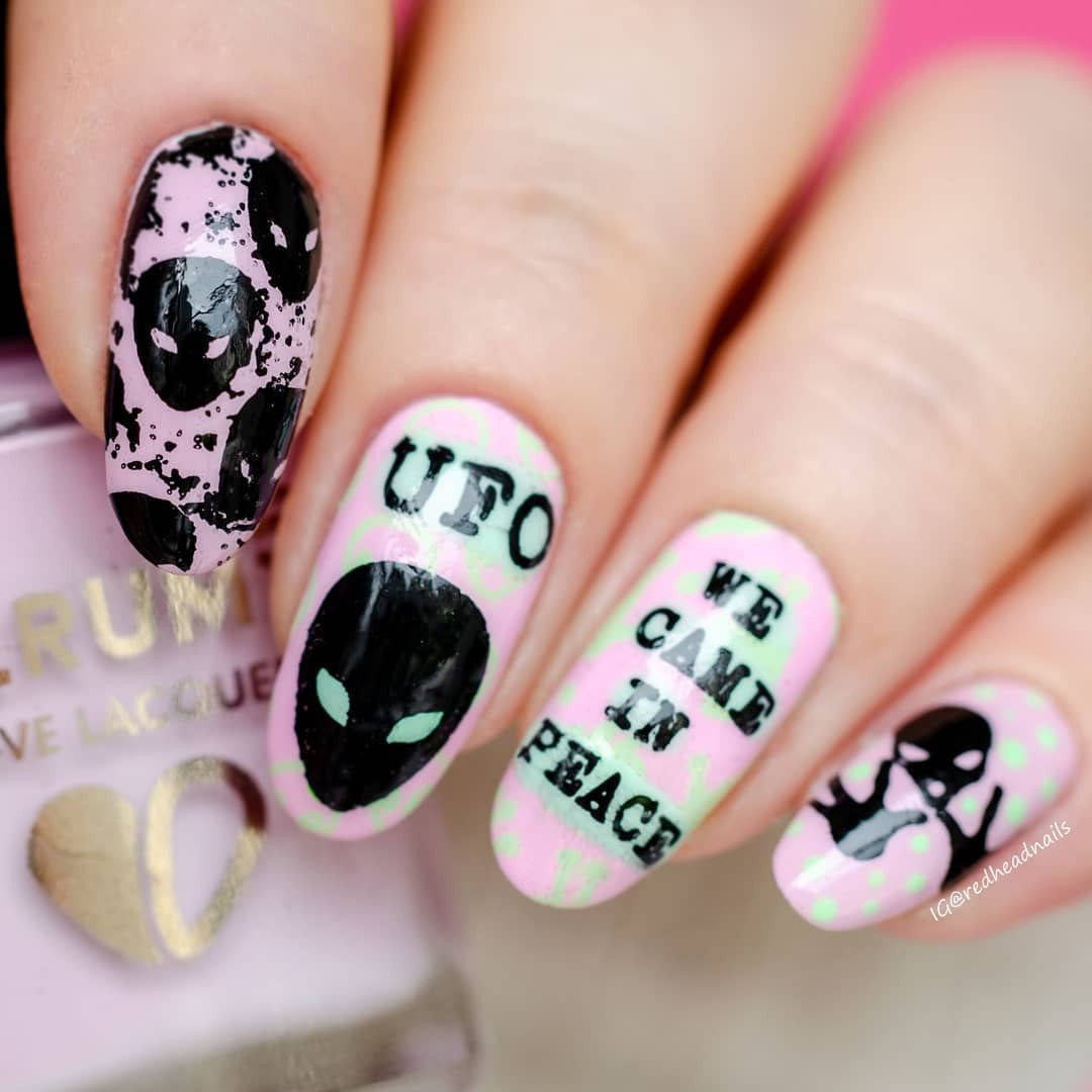 B. loves plates- Stamping Plates- B.mini UFO