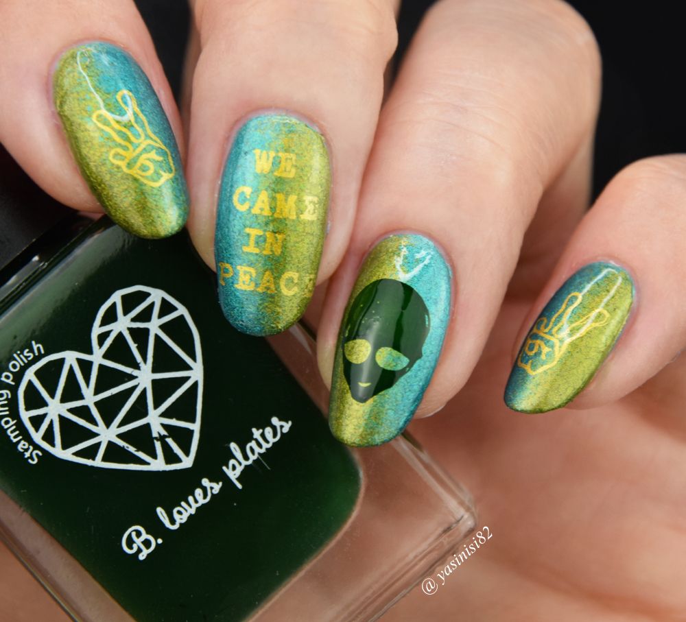 B. loves plates- Stamping Plates- B.mini UFO