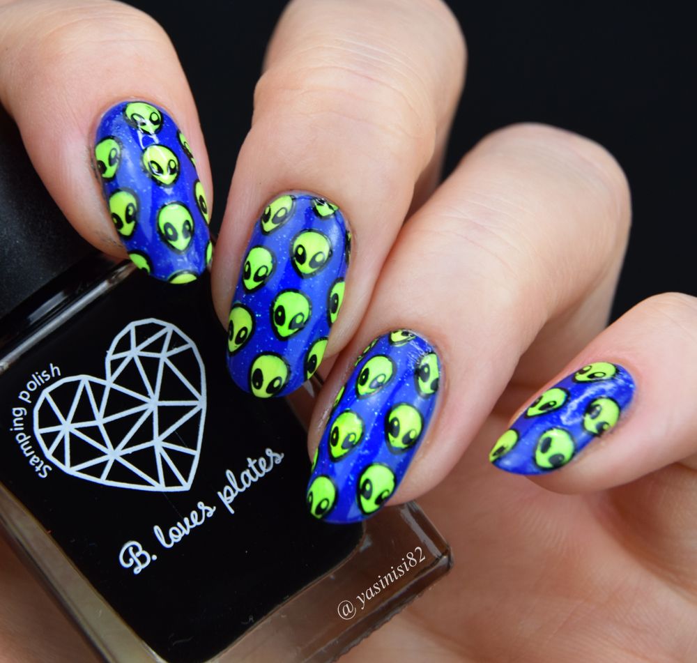 B. loves plates- Stamping Plates- B.mini UFO