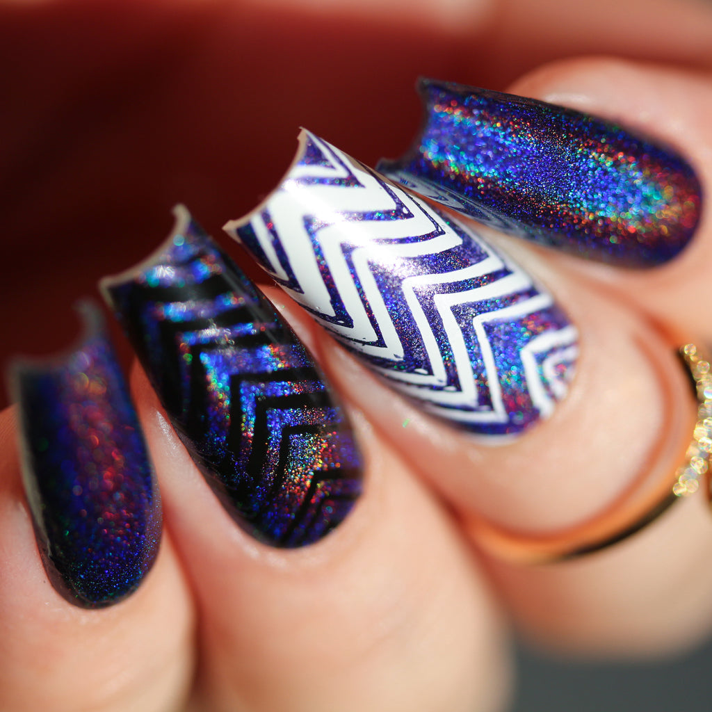 40+ Sparkly New Years Nails Designs To Ring In 2023 | Chasing Daisies