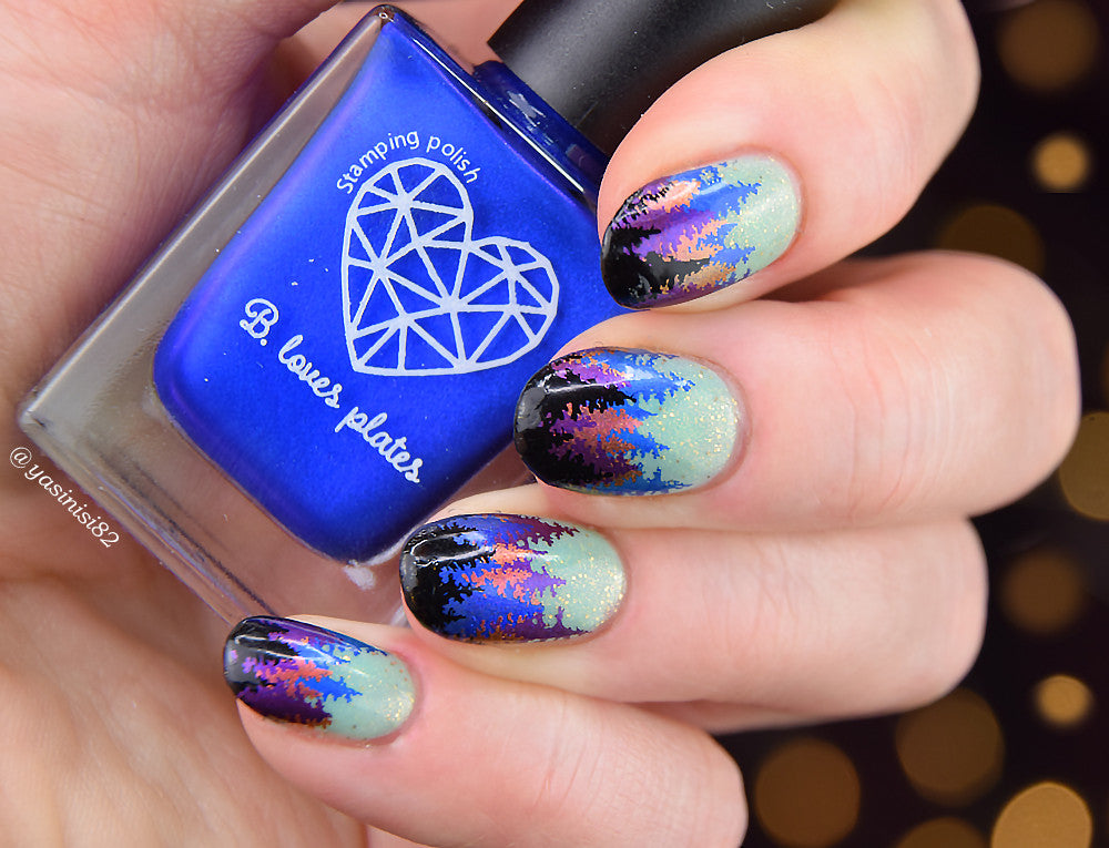 B. loves plates- Stamping Polish- BLP28 B. a Holy Night