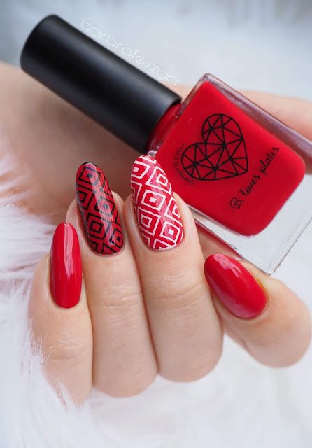 B. loves plates- Stamping Polish- BLP11 B. a Strawberry