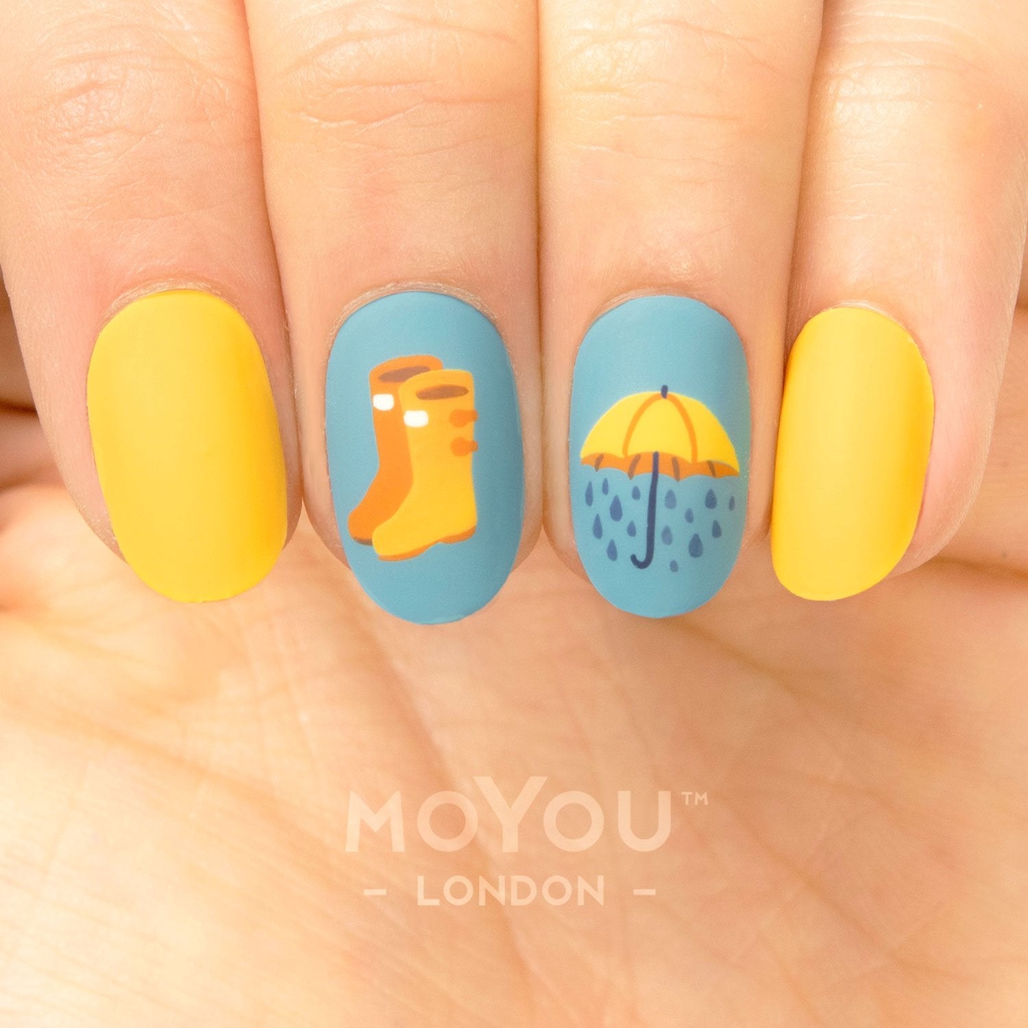 MoYou London- Fall in Love- 09