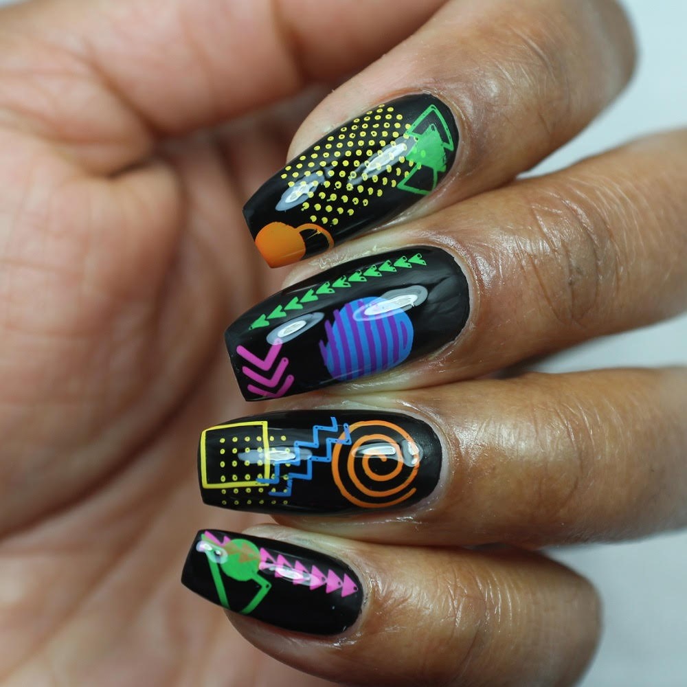 90s Nail Glamour: Bold & Bright
