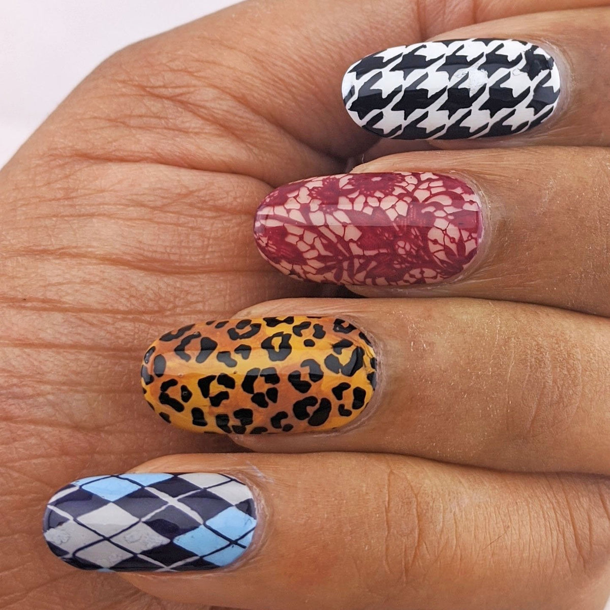 Hit the Bottle- Stamping Plate- Material World 01