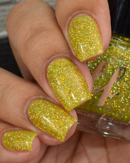 Femme Fatale- Summer Days- Lovegrass