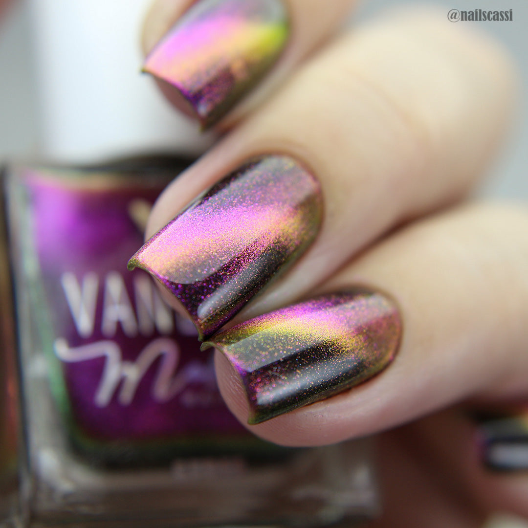 By Vanessa Molina- New Magnetics- Nefertiti