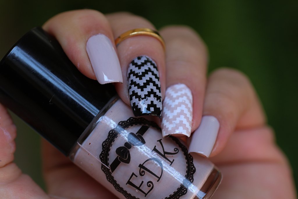 Esmaltes da Kelly- Macarons- Creme